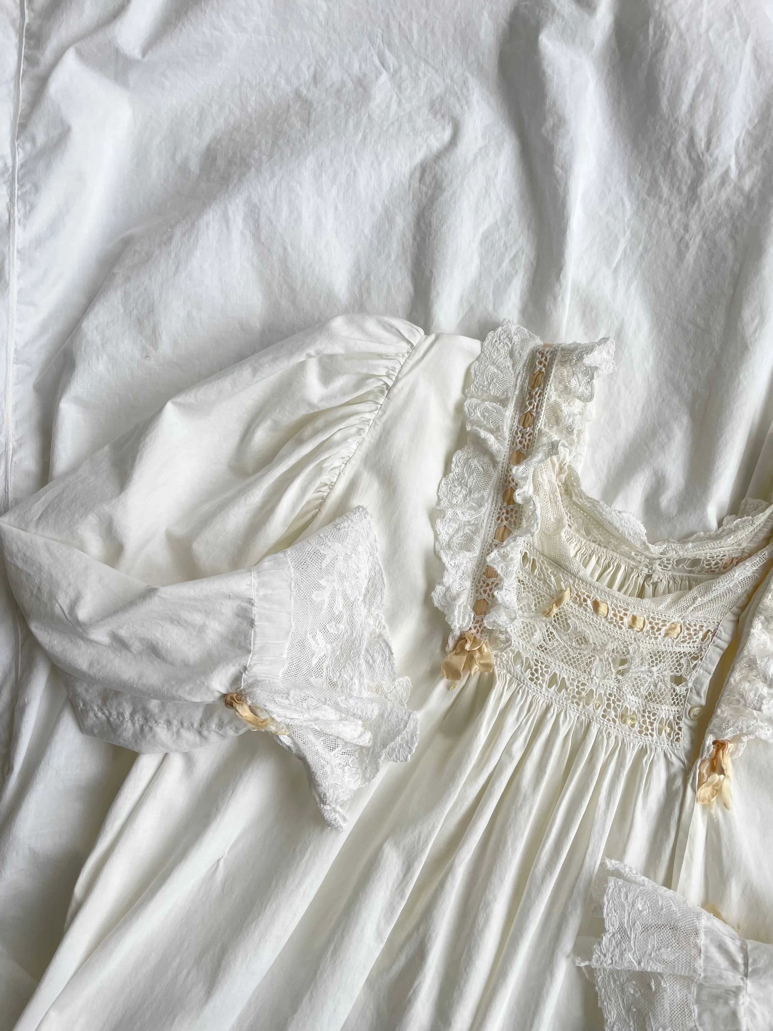 Antique Batiste Nightdress | 1900s