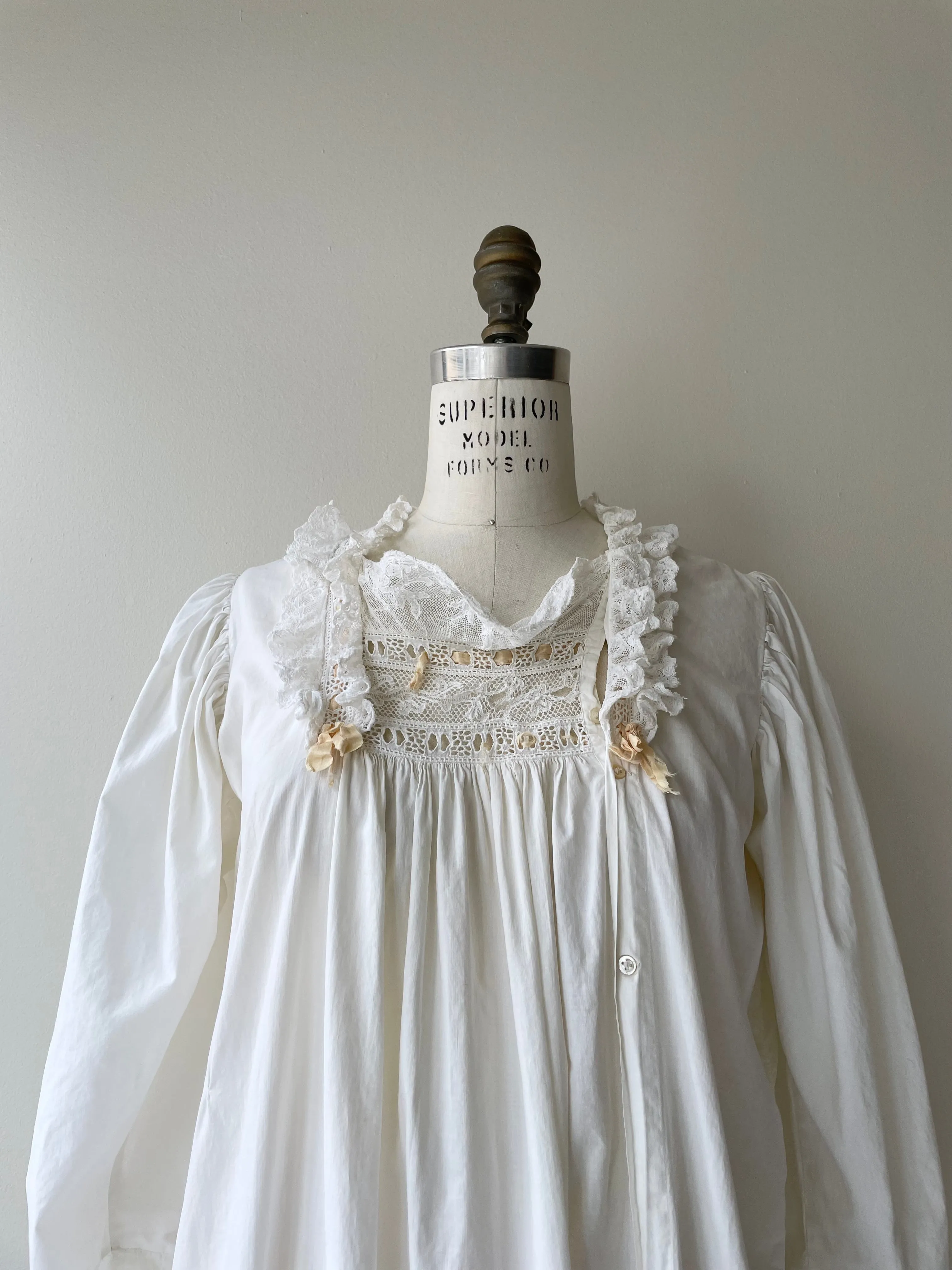 Antique Batiste Nightdress | 1900s