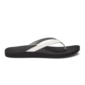 Olukai Women's Puawe Flip Flop - White/Black 20498-4R40